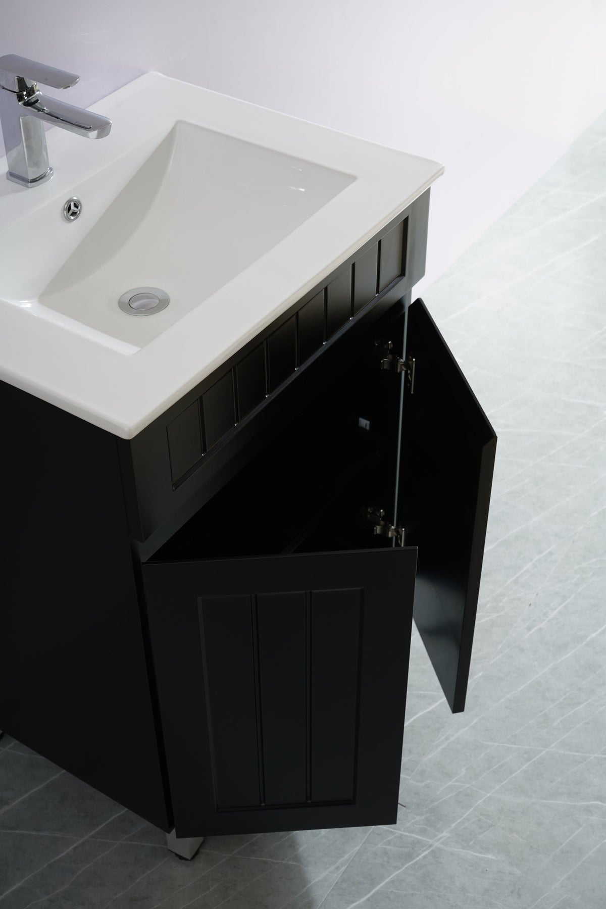 Acacia 600mm Matte Black Single Bowl Vanity Leg
