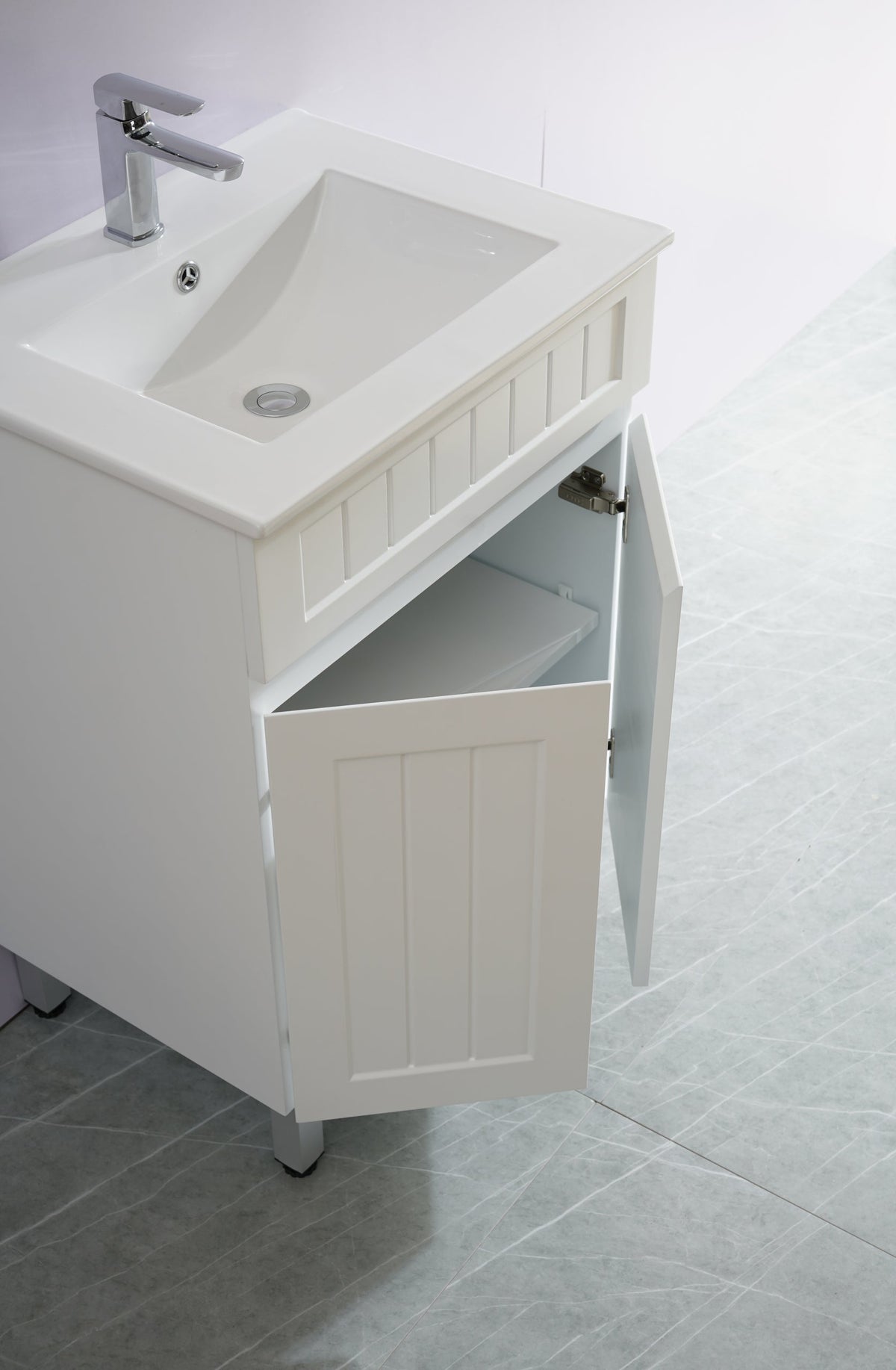 Acacia 600mm Matte White Single Bowl Vanity Leg